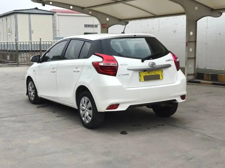 2017 Toyota Yaris L - Main View