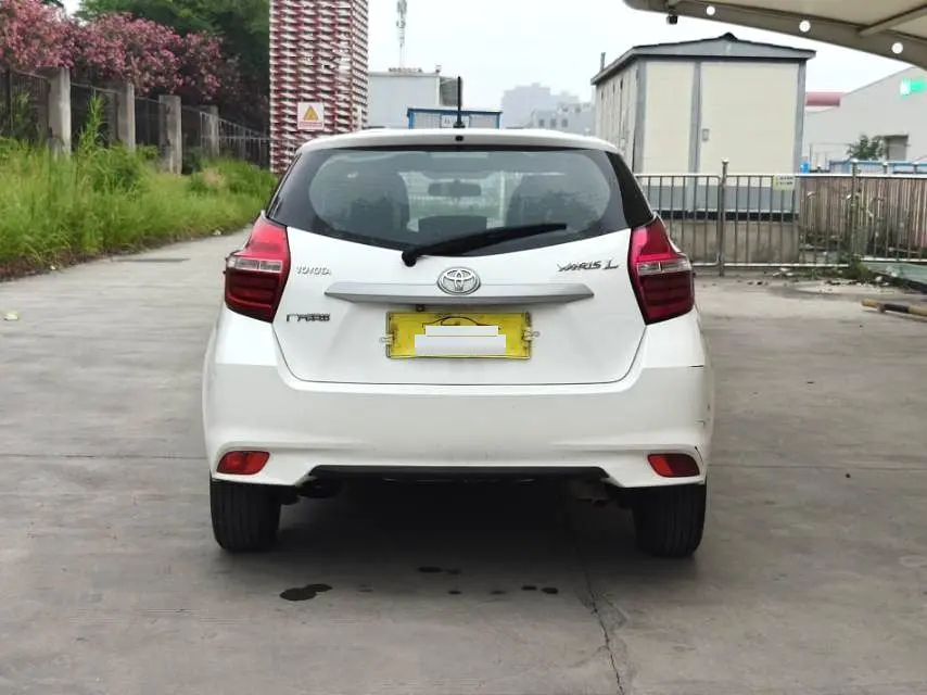 2017 Toyota Yaris L - Main View