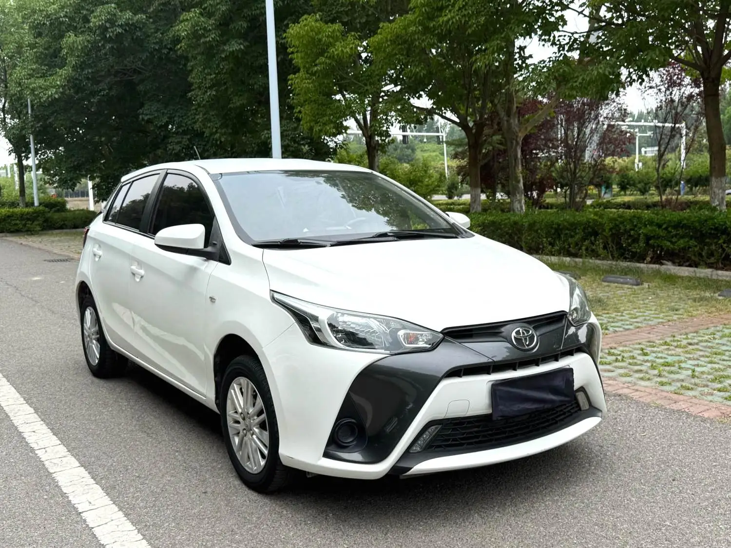 2018 Toyota Yaris L - Main View