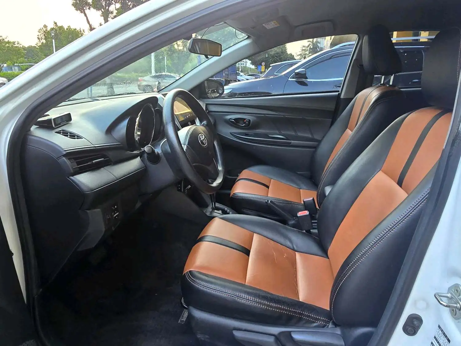 2019 Toyota Yaris L - Main View