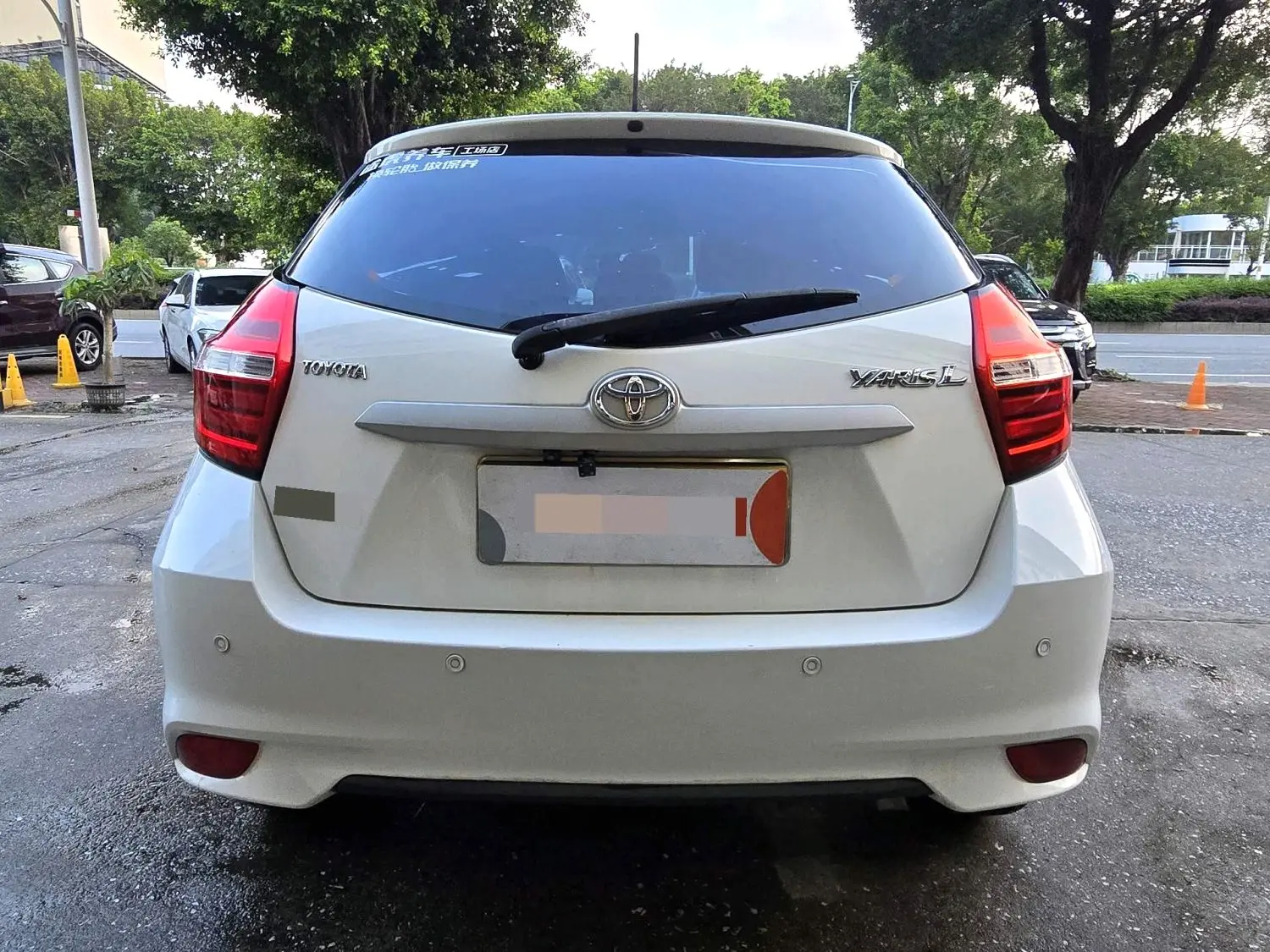 2019 Toyota Yaris L - Main View