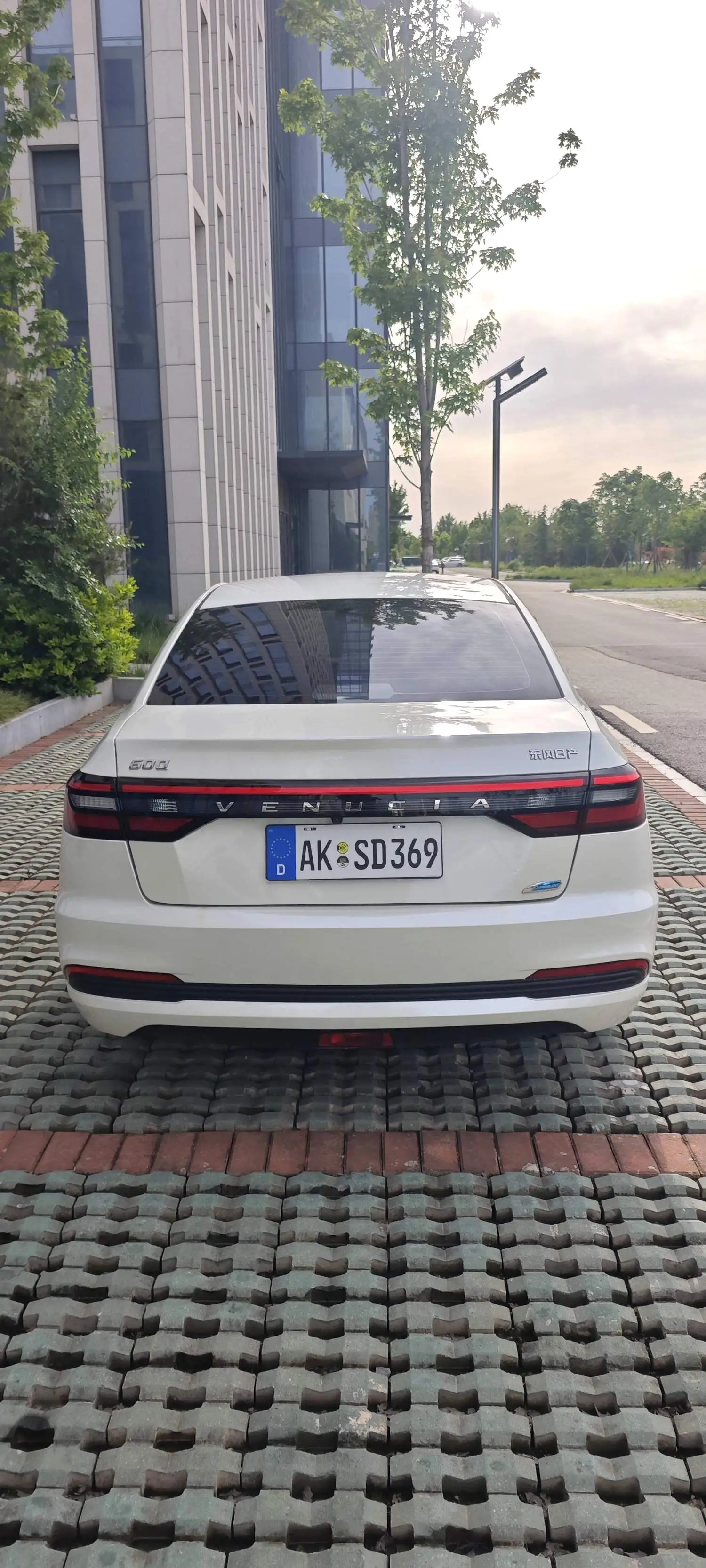 2022 Venucia D60 plus - Main View