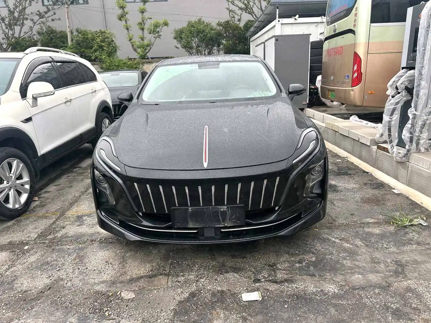 2022 Hongqi E-QM5 - Main View