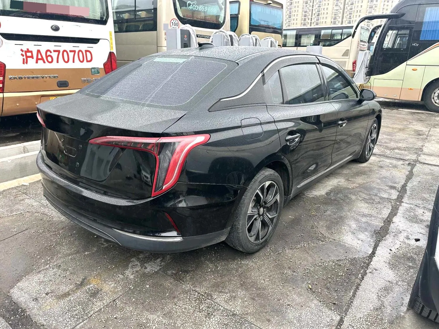 2022 Hongqi E-QM5 - Main View