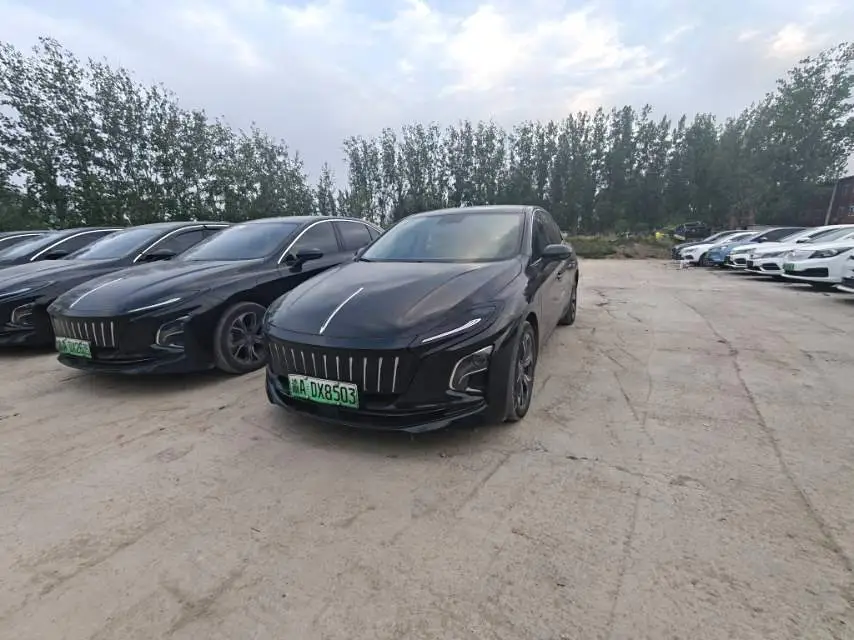 2022 Hongqi E-QM5 - Main View