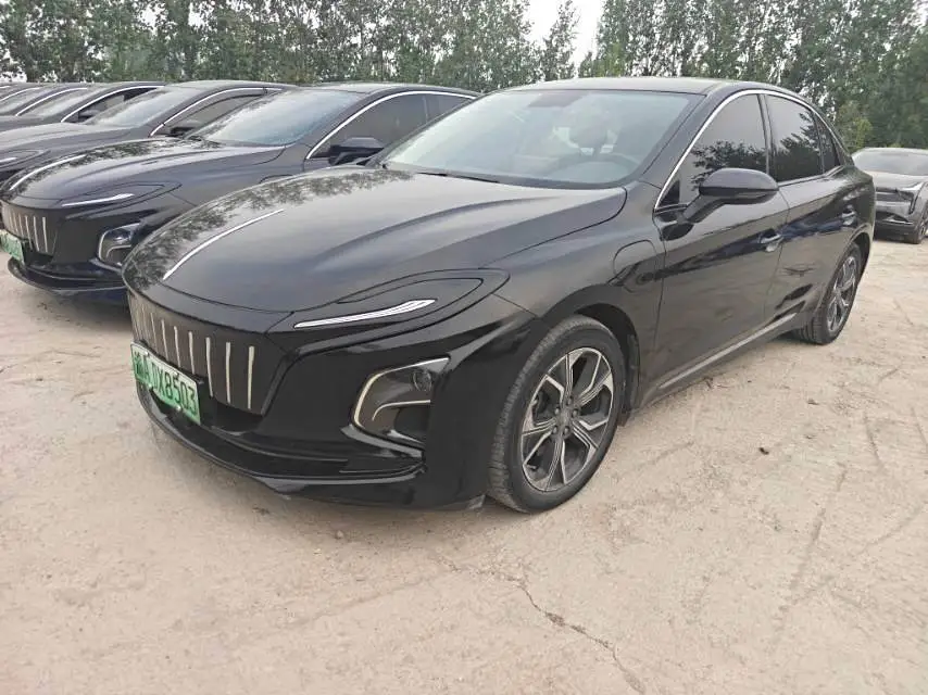 2022 Hongqi E-QM5 - Main View