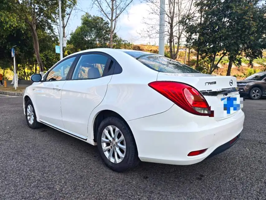 2017 Trumpchi GA3S - Main View