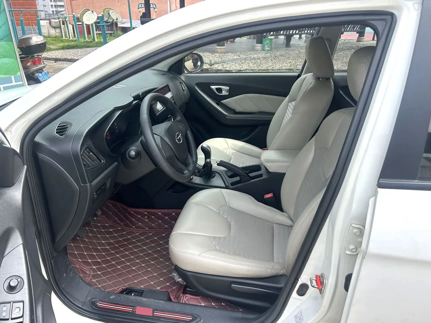 2017 Trumpchi GA3S - Main View