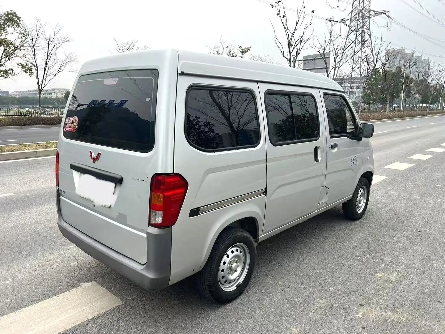 2019 Wuling Sunshine - Main View