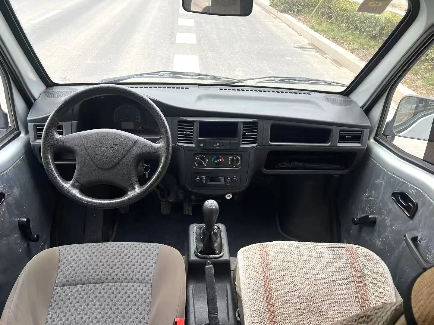 2019 Wuling Sunshine - Main View