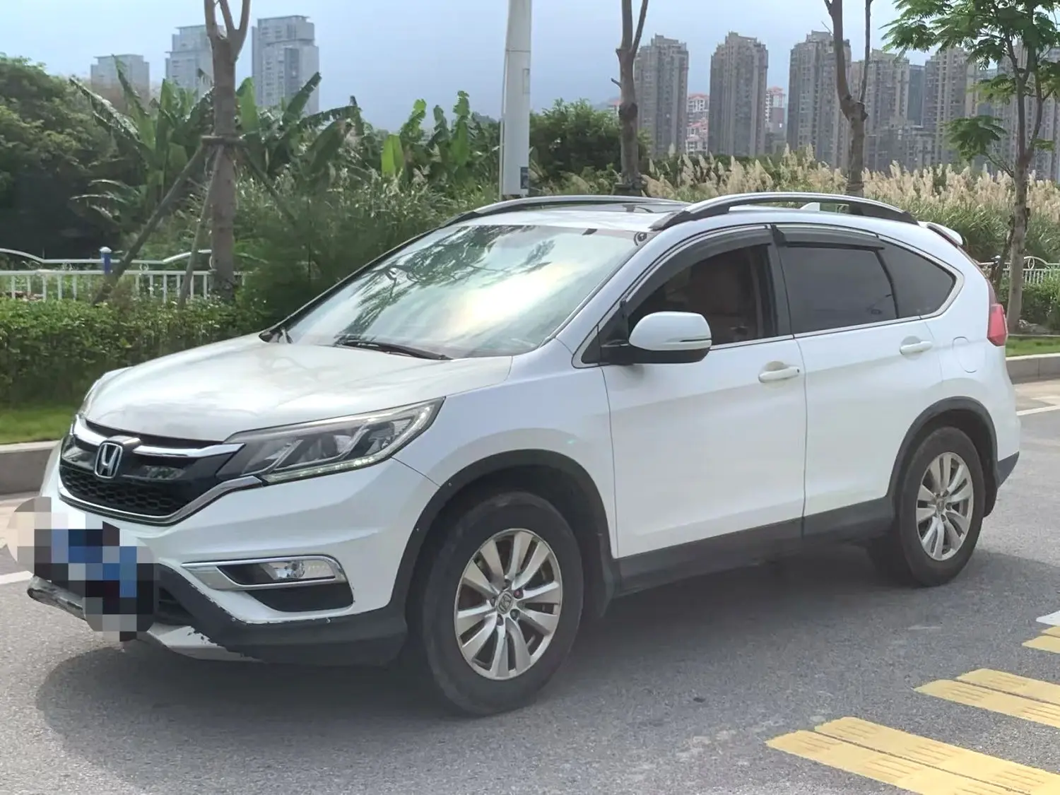 2016 Honda CR-V - Main View