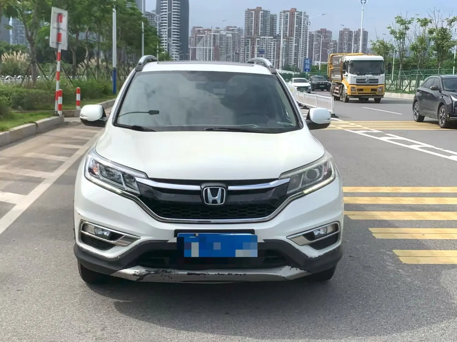 2016 Honda CR-V - Main View