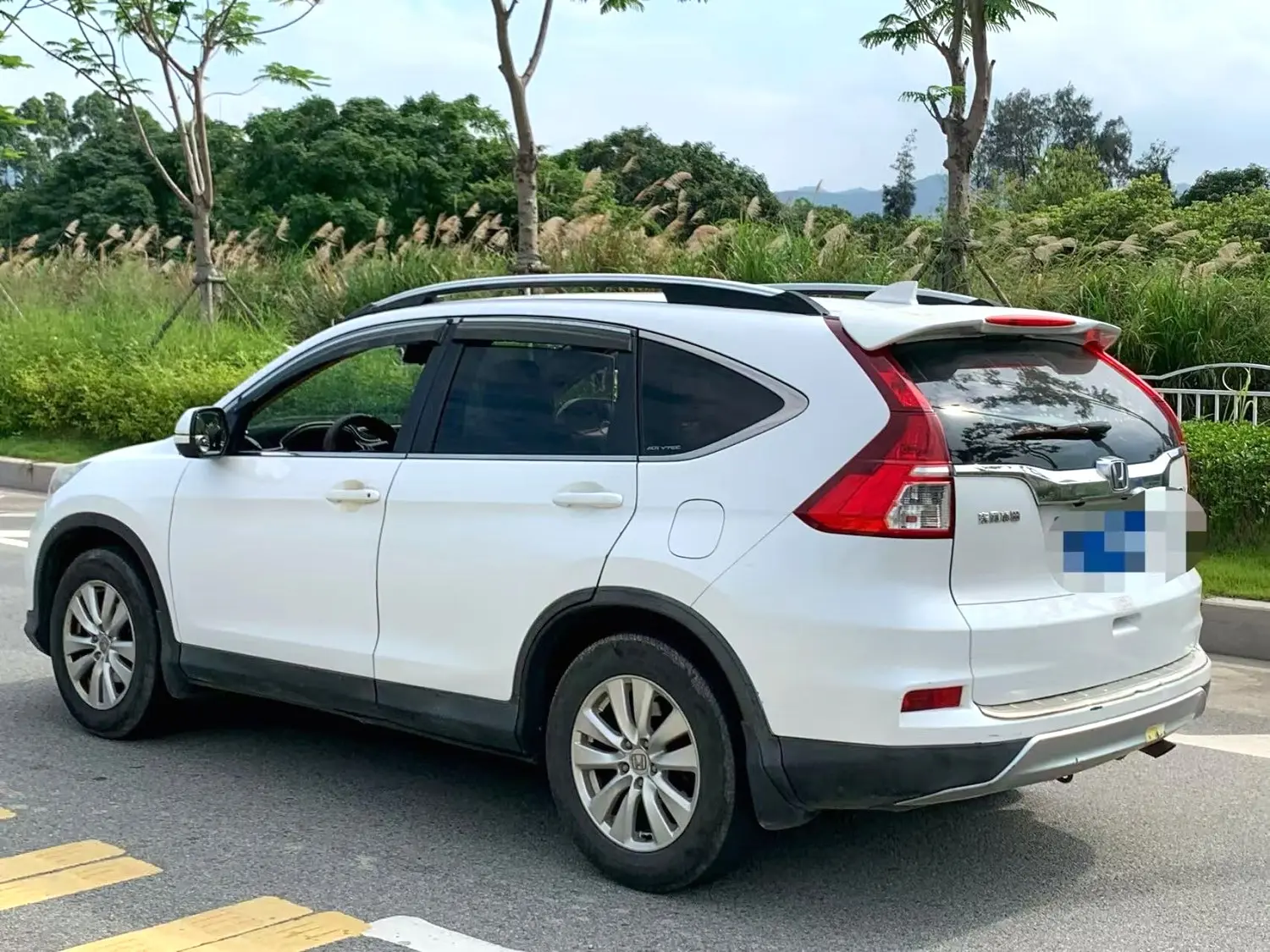2016 Honda CR-V - Main View