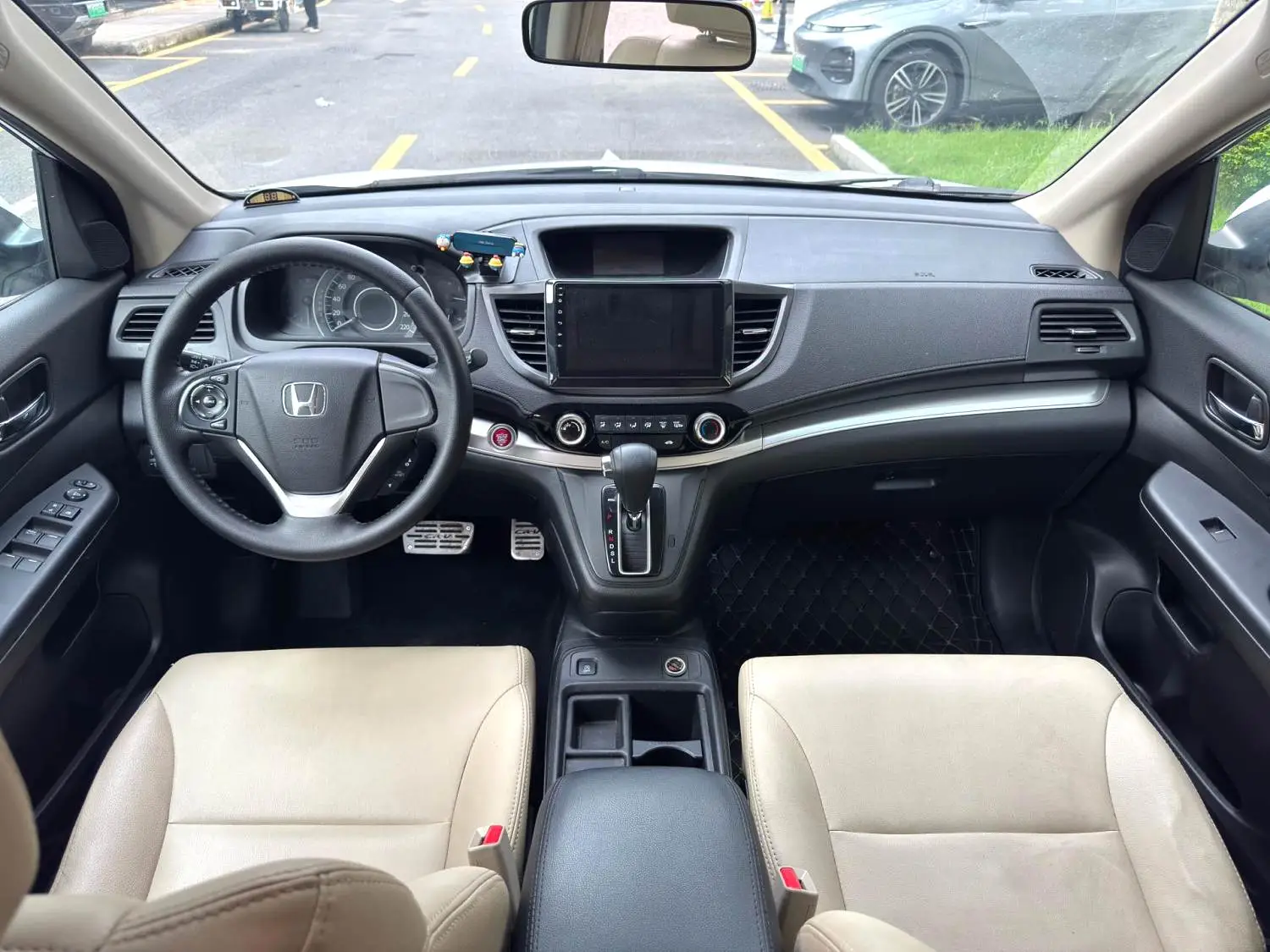 2016 Honda CR-V - Main View