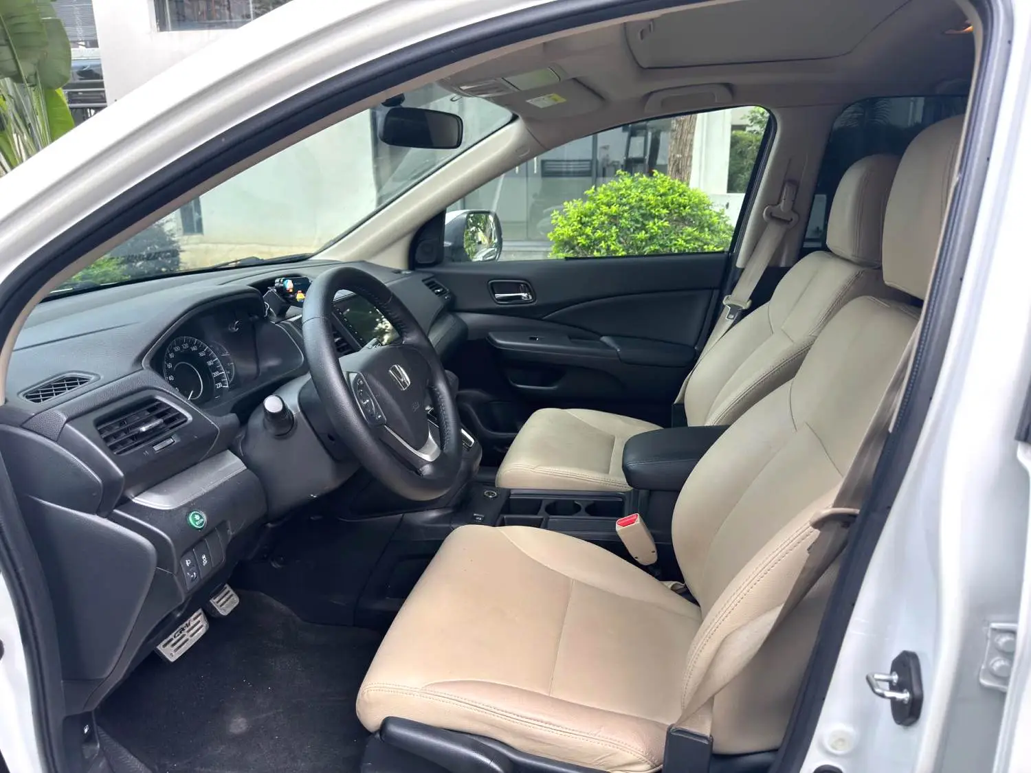 2016 Honda CR-V - Main View