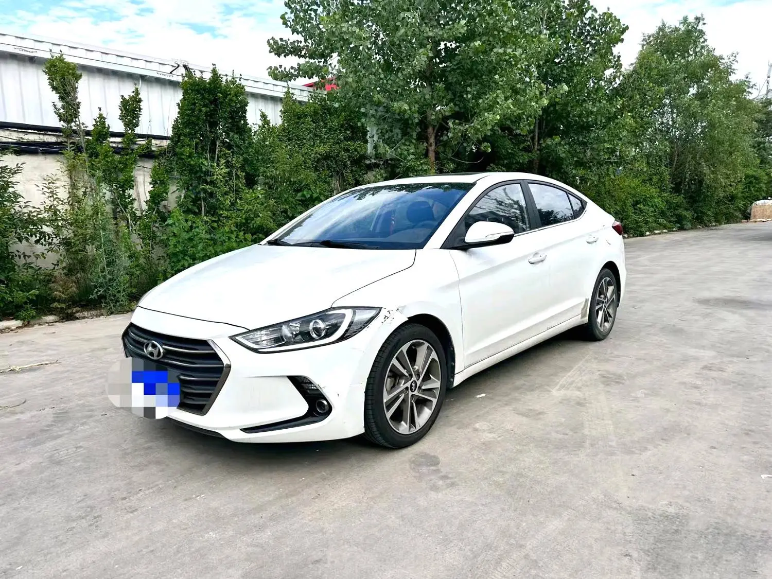 2016 Hyundai Elantra - Main View