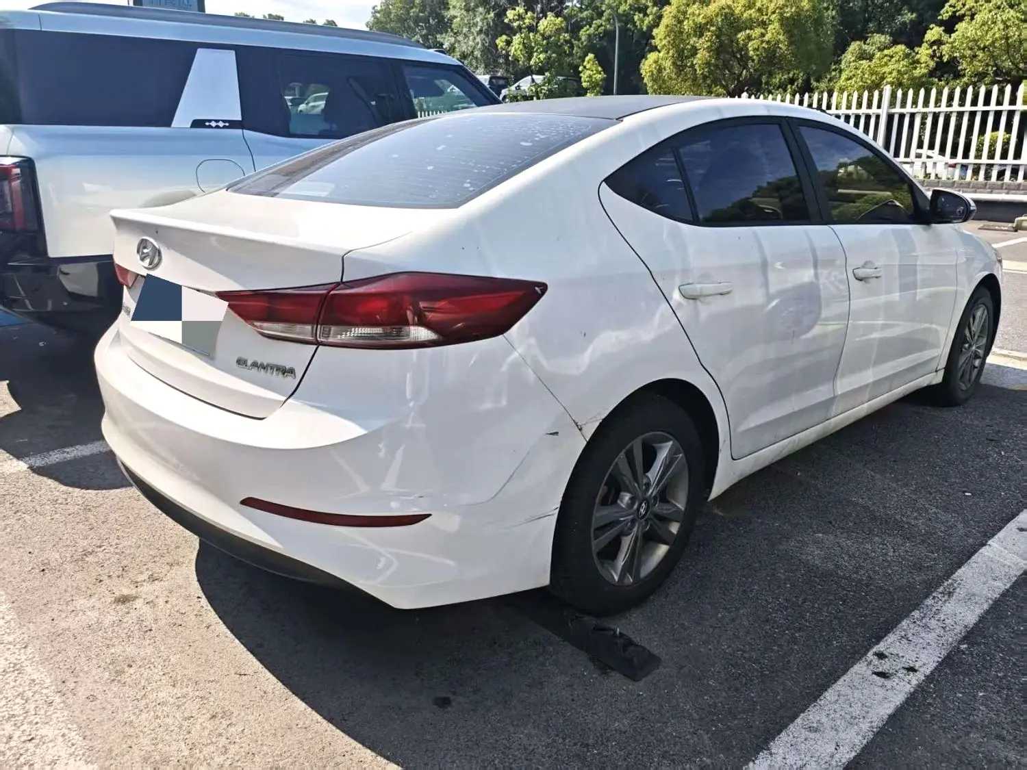2016 Hyundai Elantra - Main View