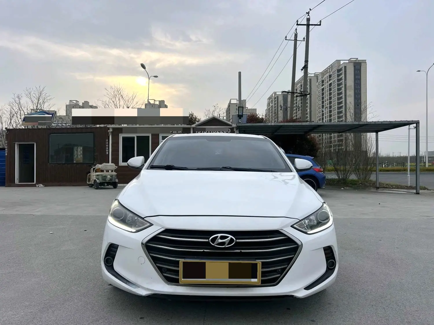 2016 Hyundai Elantra - Main View