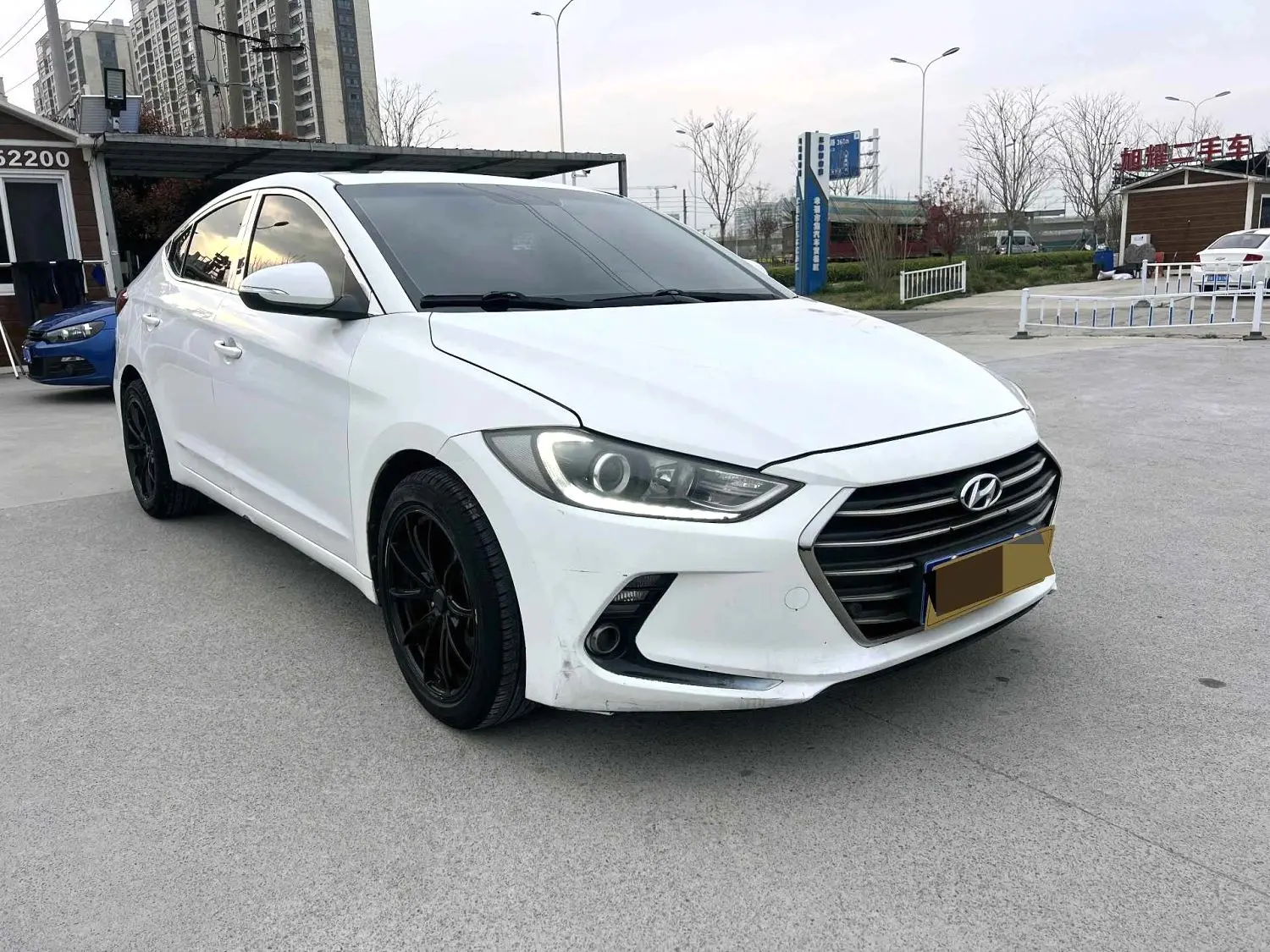 2016 Hyundai Elantra - Main View