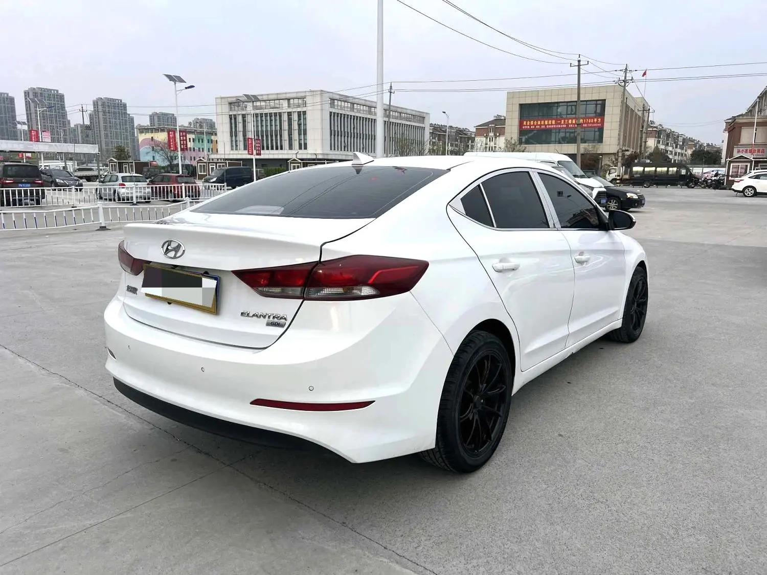 2016 Hyundai Elantra - Main View