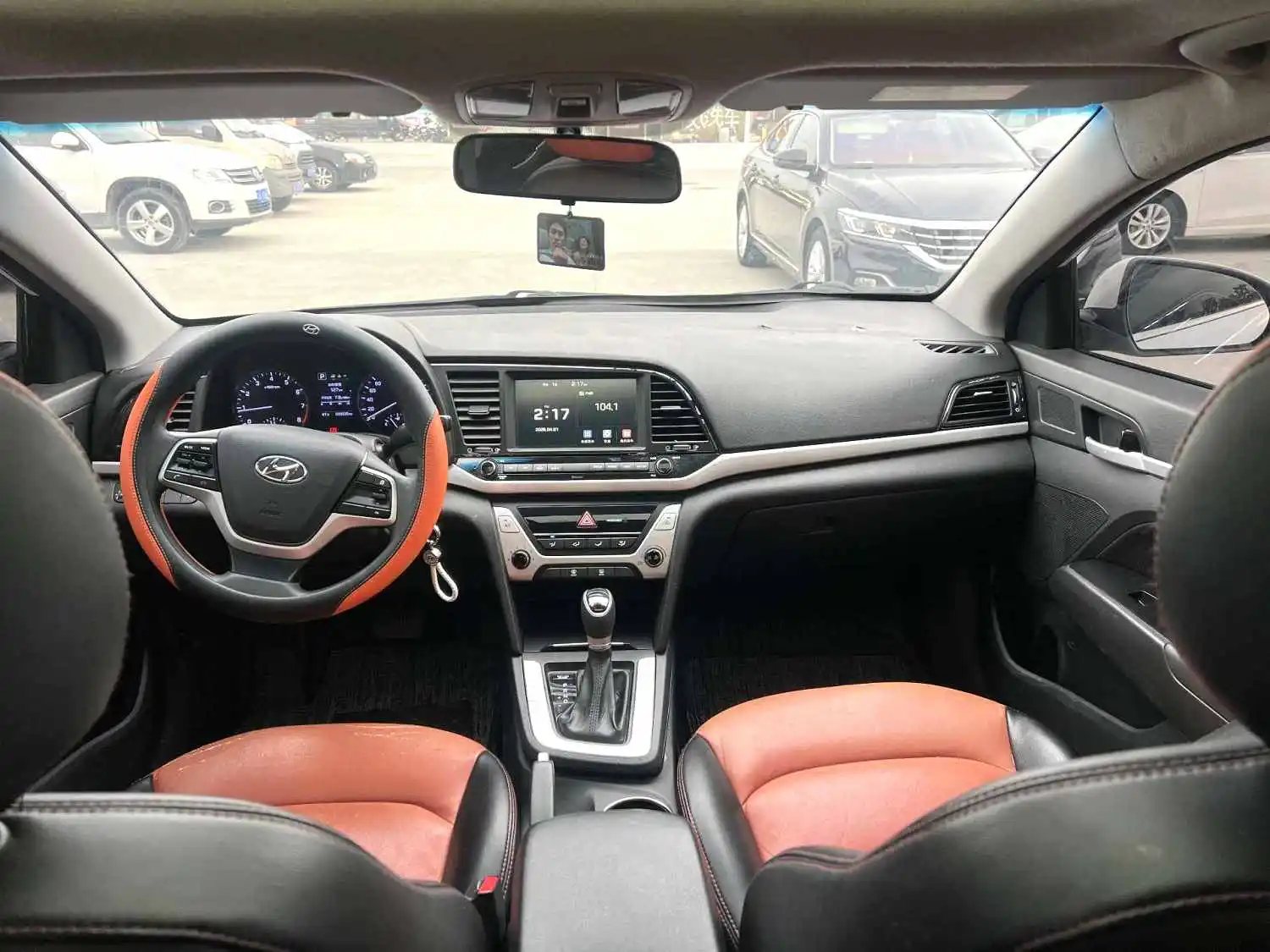 2016 Hyundai Elantra - Main View