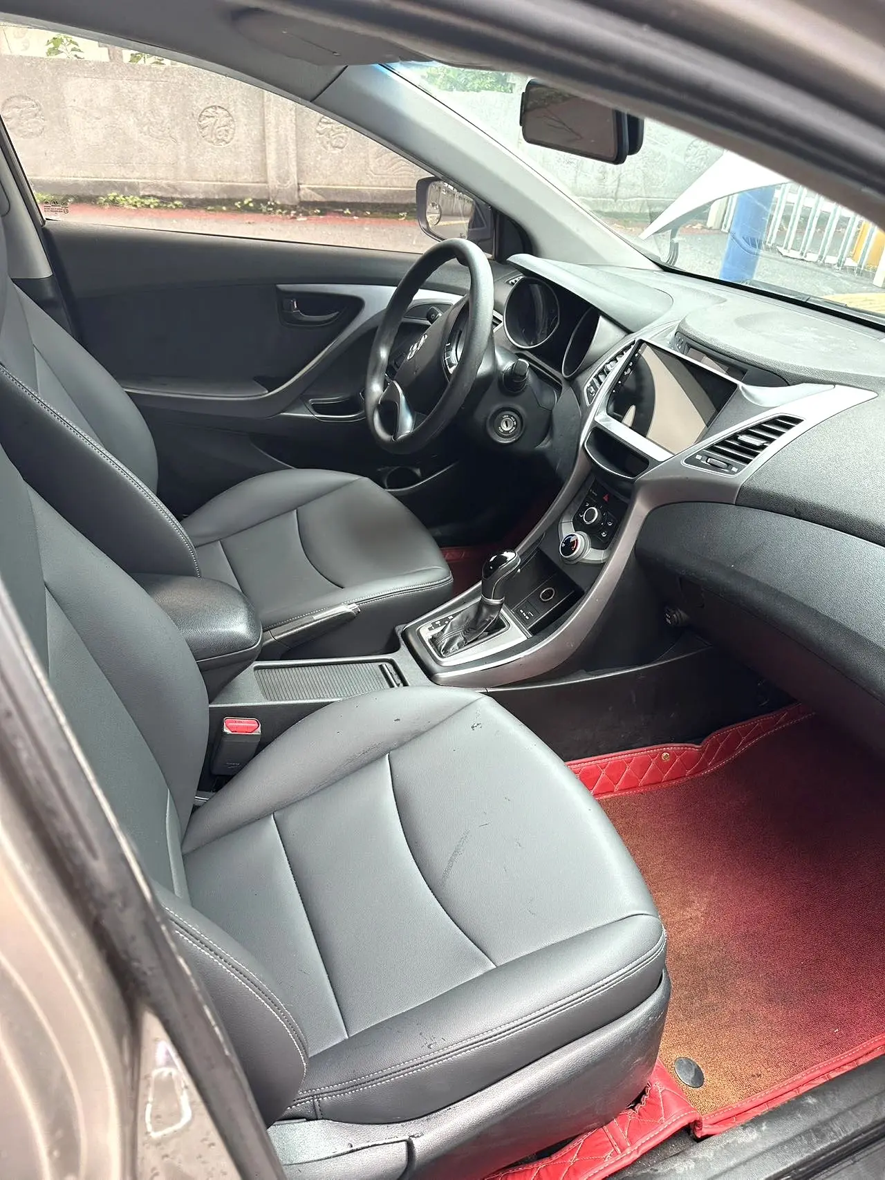 2016 Hyundai Elantra - Main View