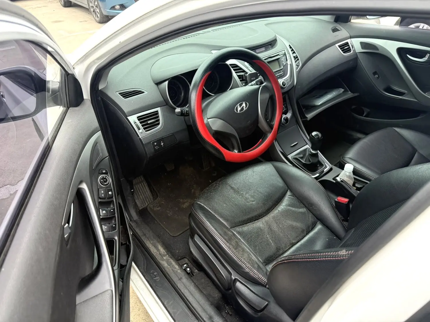 2016 Hyundai Elantra - Main View