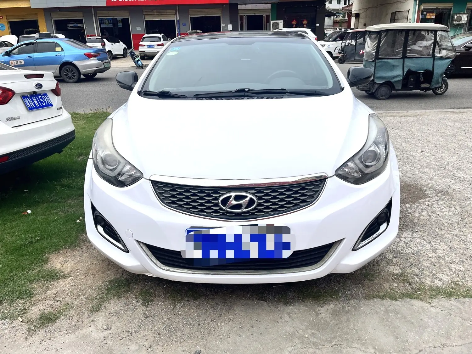 2018 Hyundai Elantra - Main View