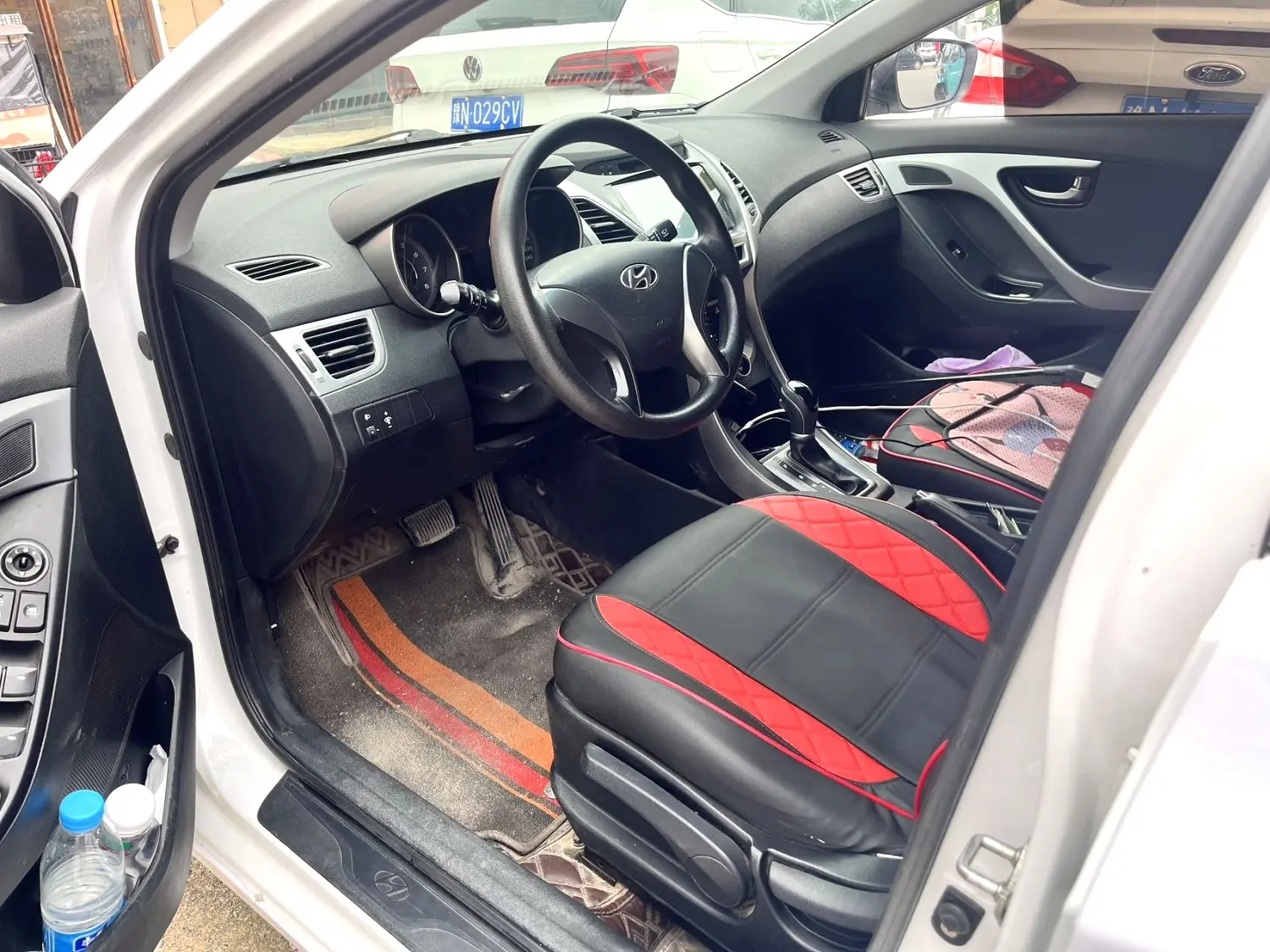 2018 Hyundai Elantra - Main View
