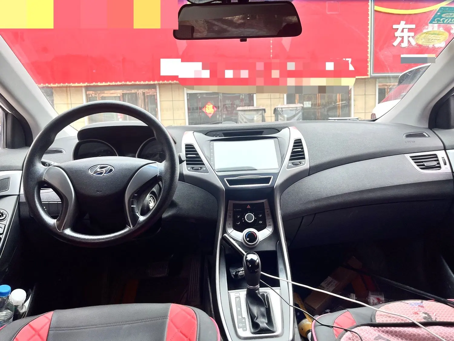 2018 Hyundai Elantra - Main View