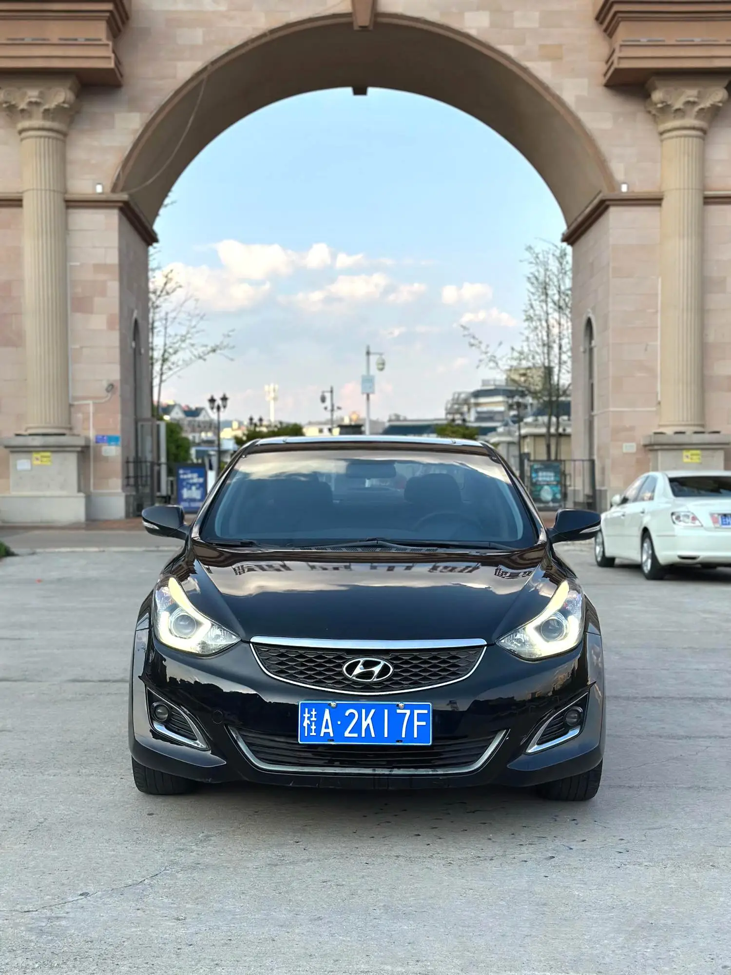 2018 Hyundai Elantra - Main View