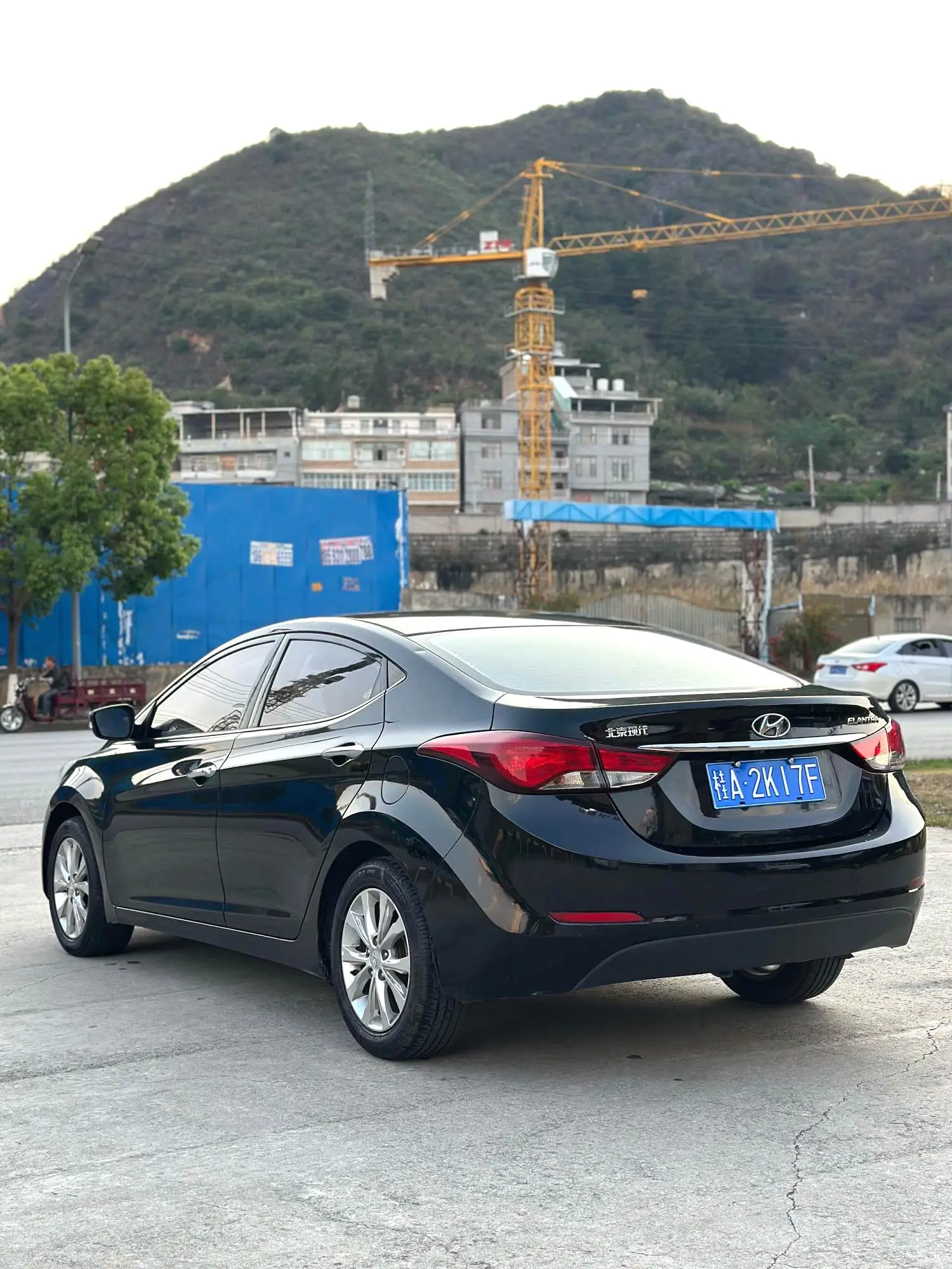 2018 Hyundai Elantra - Main View