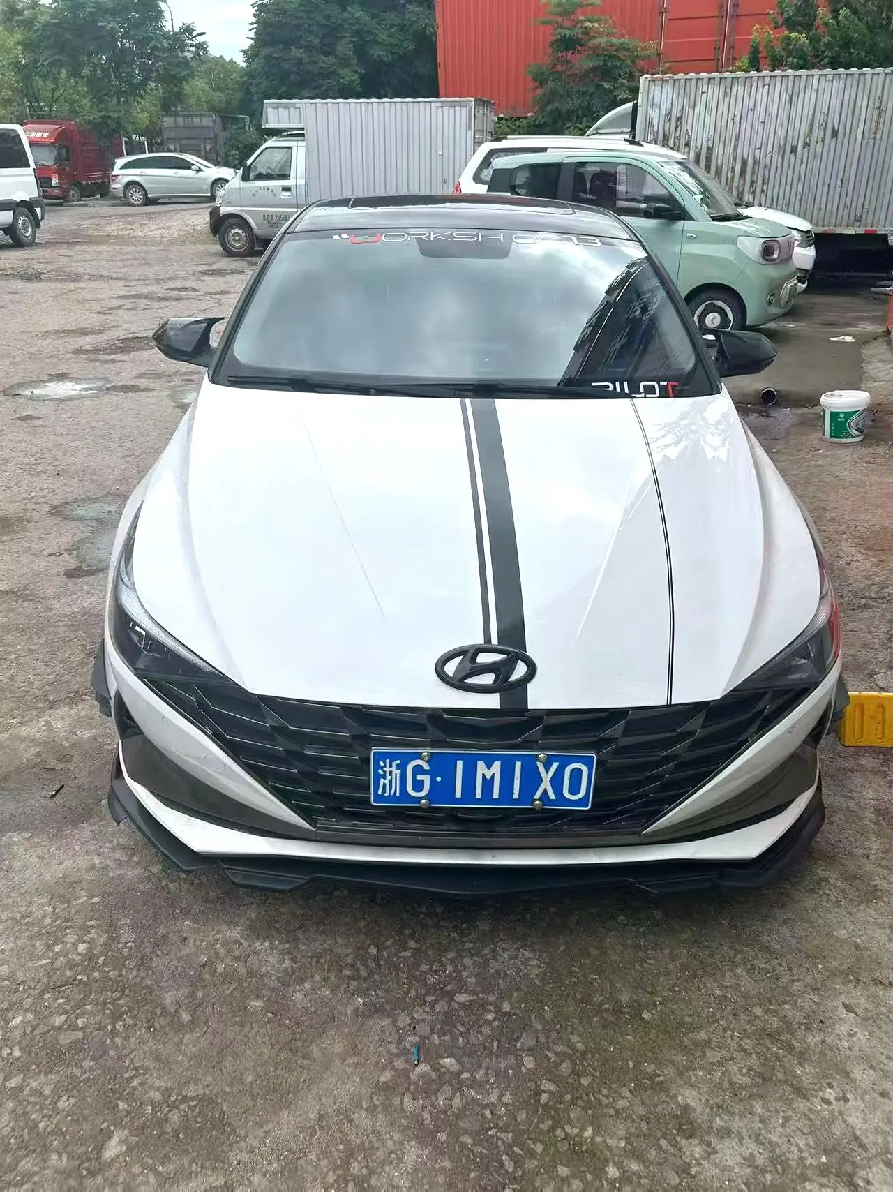 2020 Hyundai Elantra - Main View