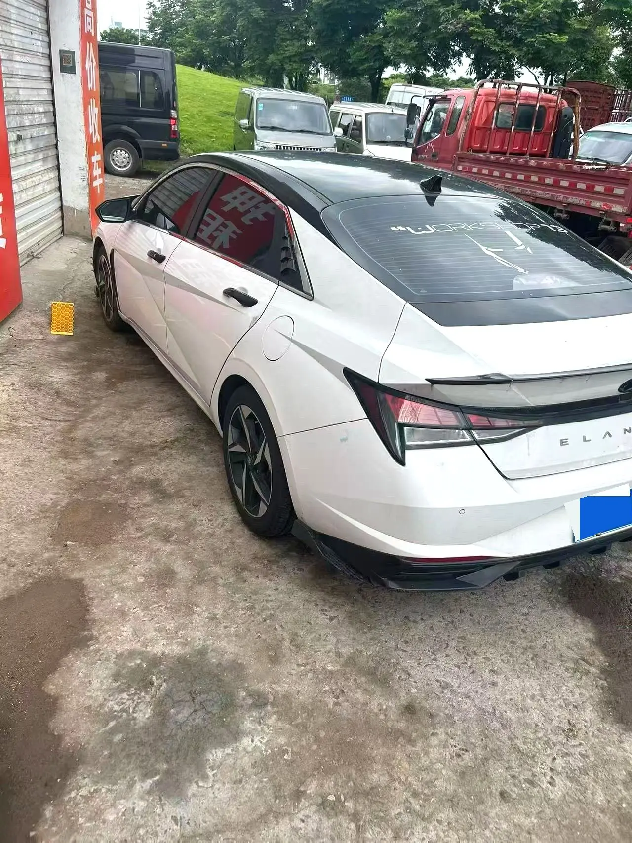 2020 Hyundai Elantra - Main View