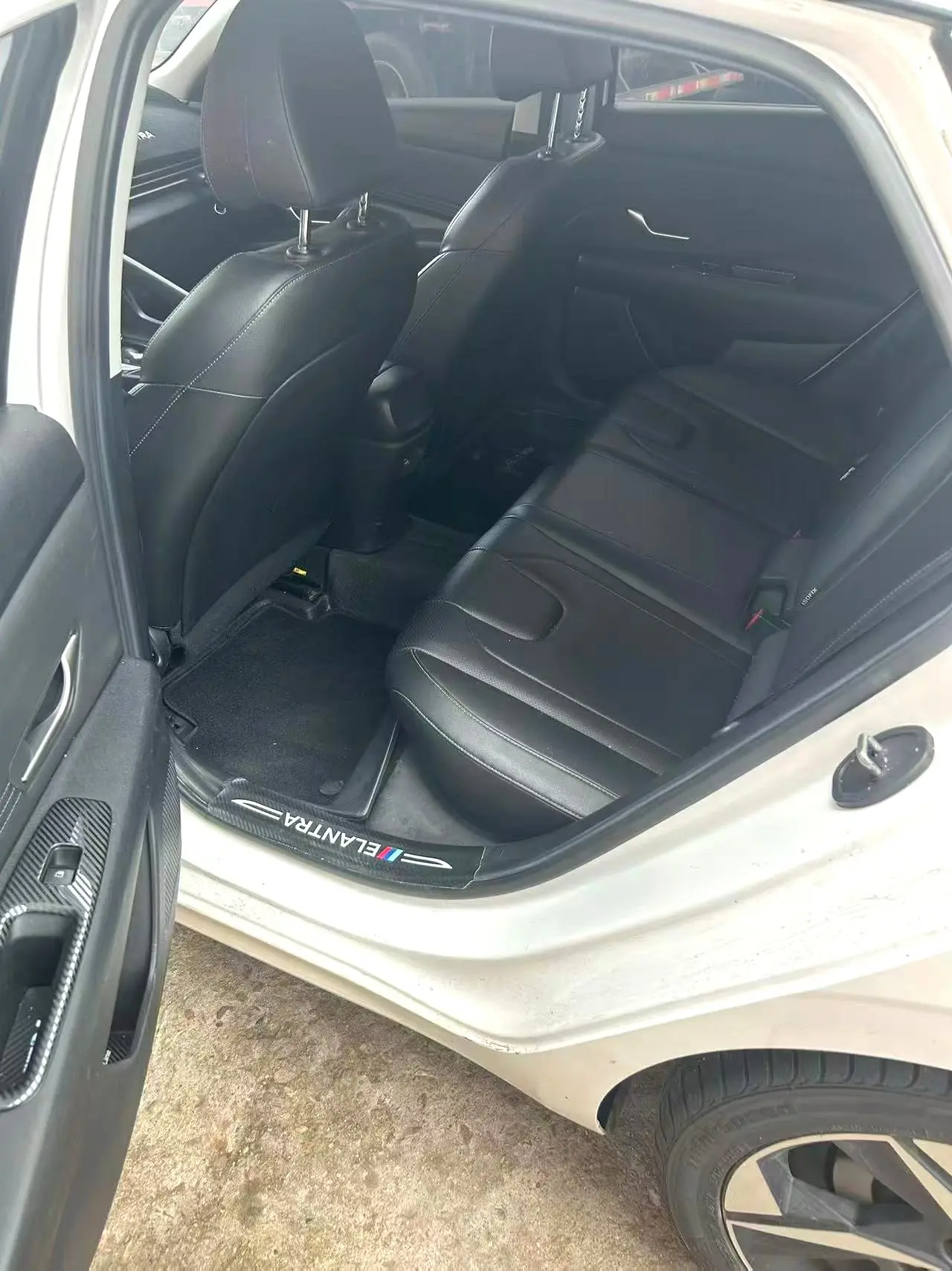 2020 Hyundai Elantra - Main View