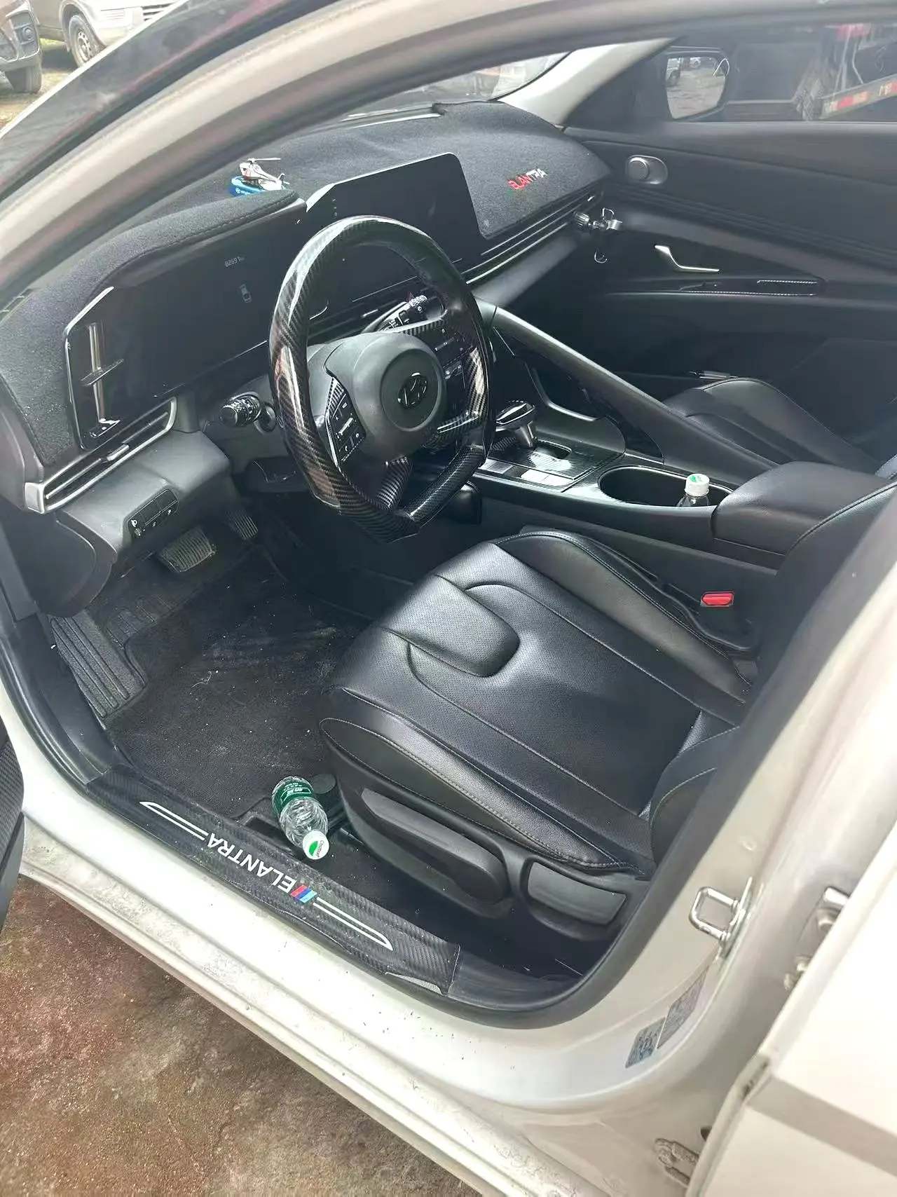 2020 Hyundai Elantra - Main View