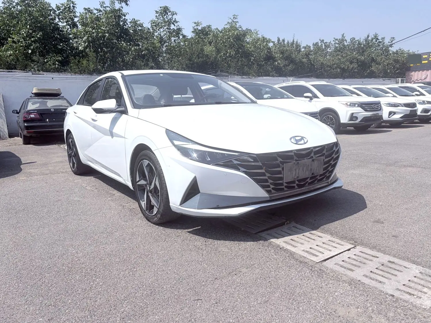 2021 Hyundai Elantra - Main View