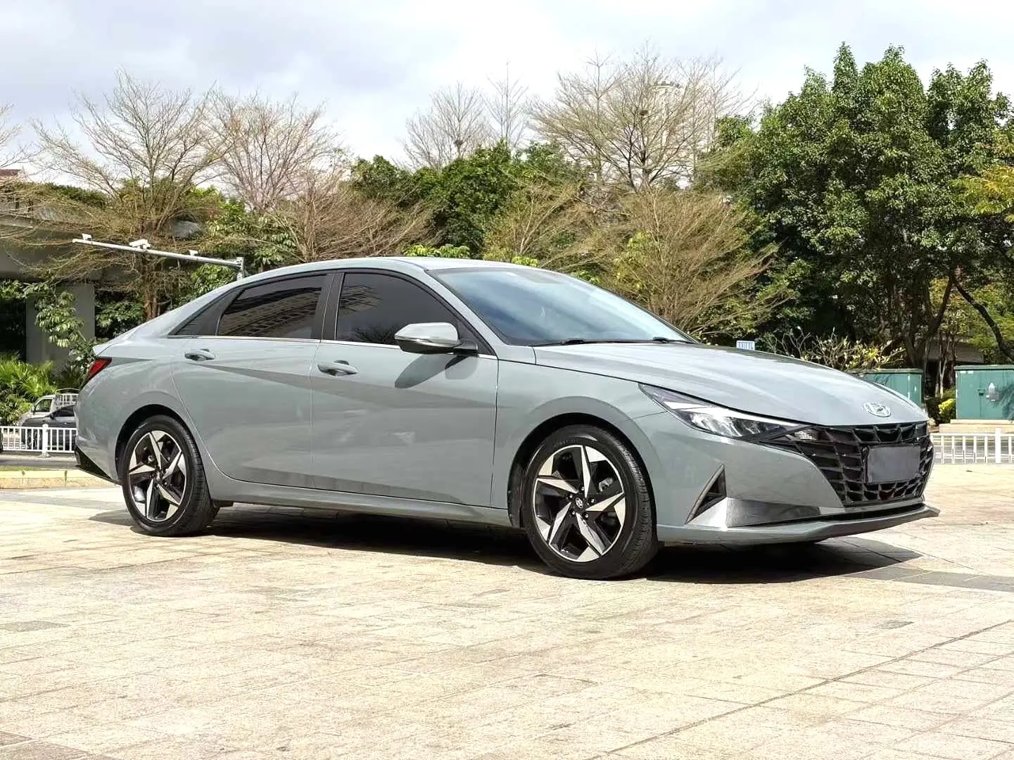 2021 Hyundai Elantra - Main View