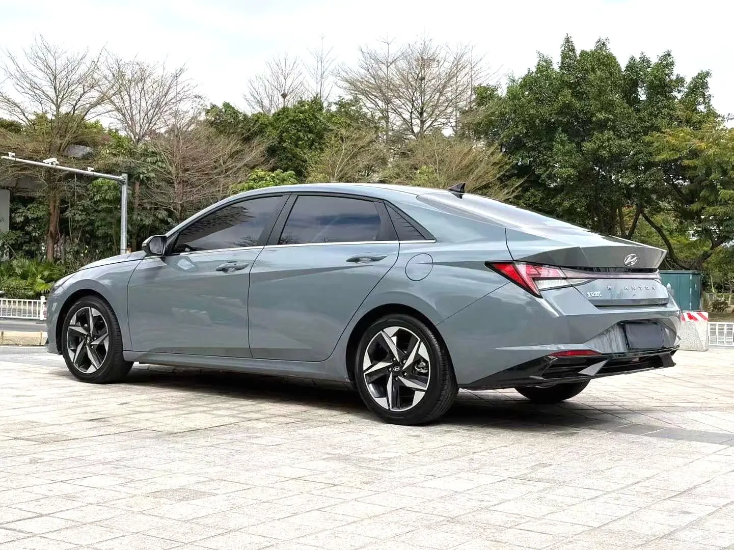 2021 Hyundai Elantra - Main View