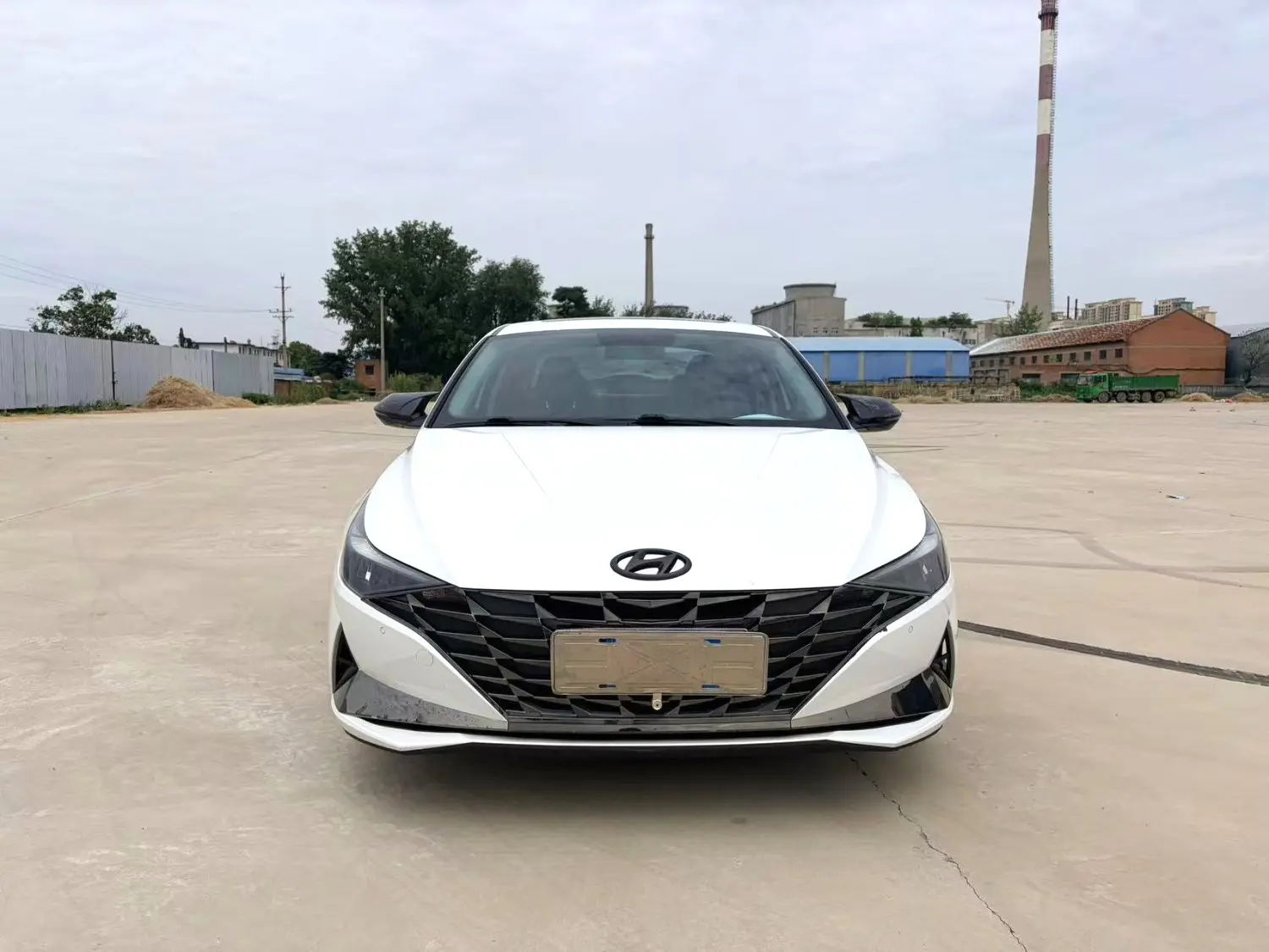2022 Hyundai Elantra - Main View
