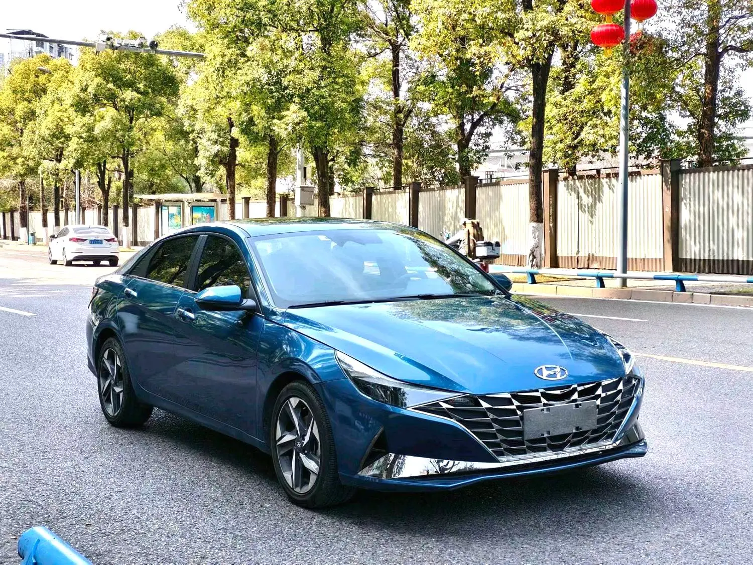 2022 Hyundai Elantra - Main View