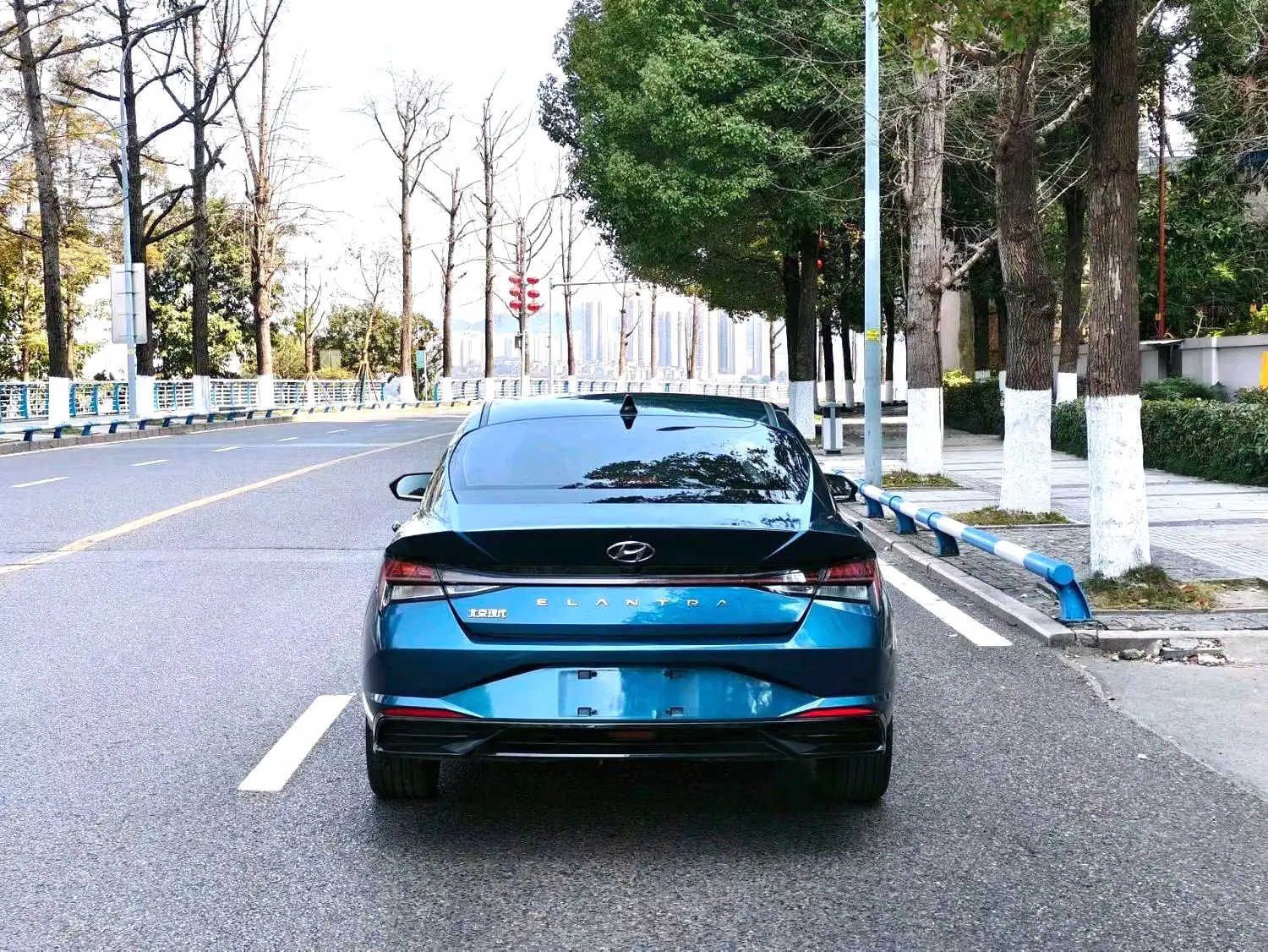 2022 Hyundai Elantra - Main View