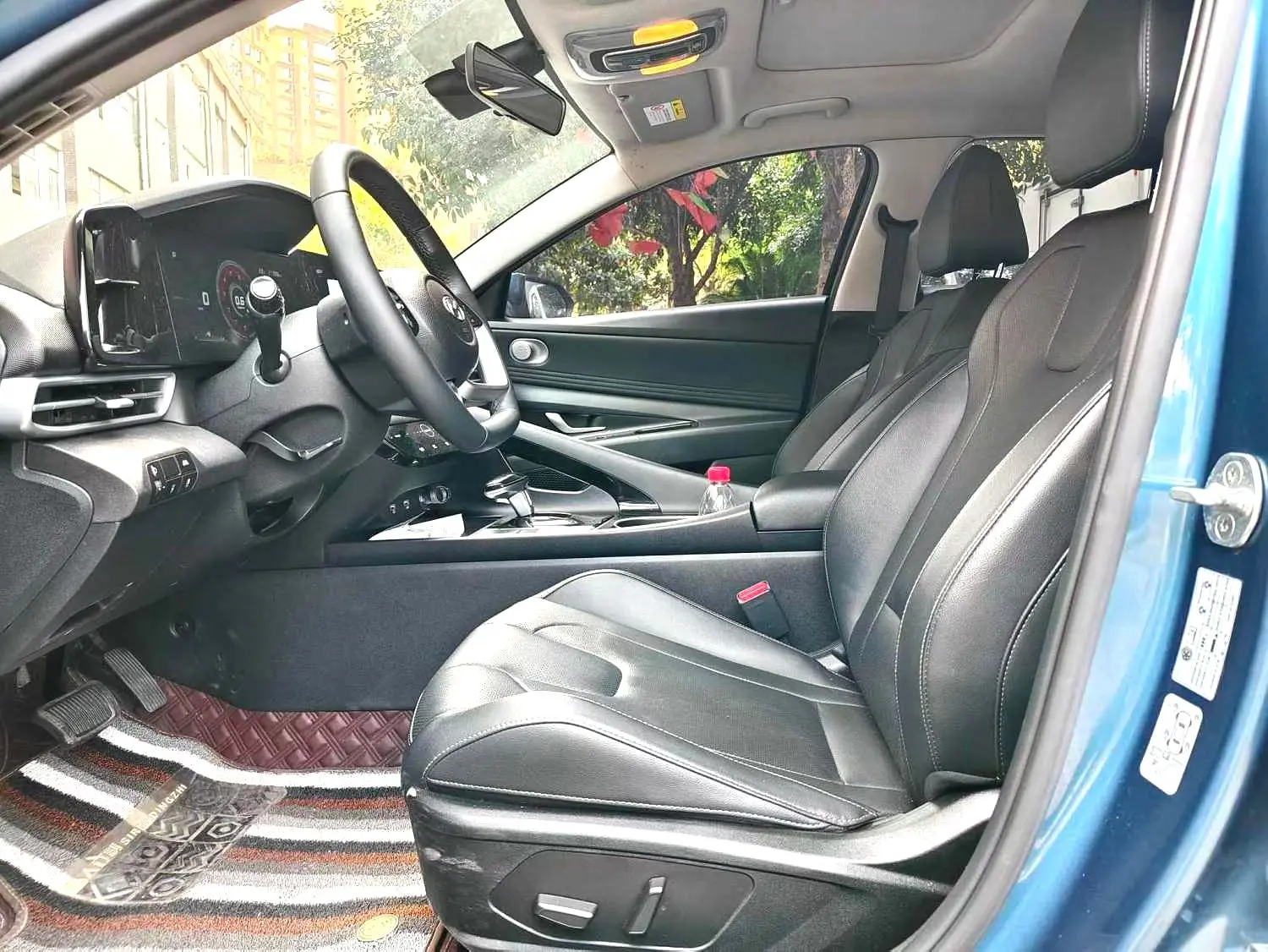 2022 Hyundai Elantra - Main View