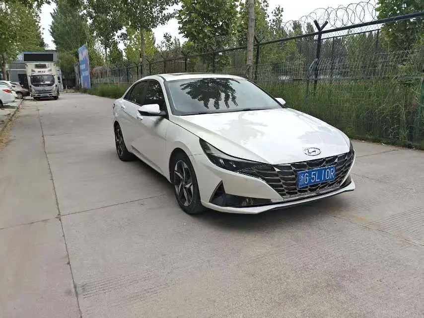 2023 Hyundai Elantra - Main View
