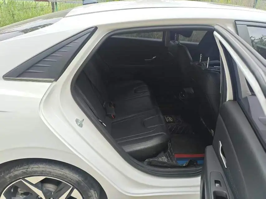 2023 Hyundai Elantra - Main View