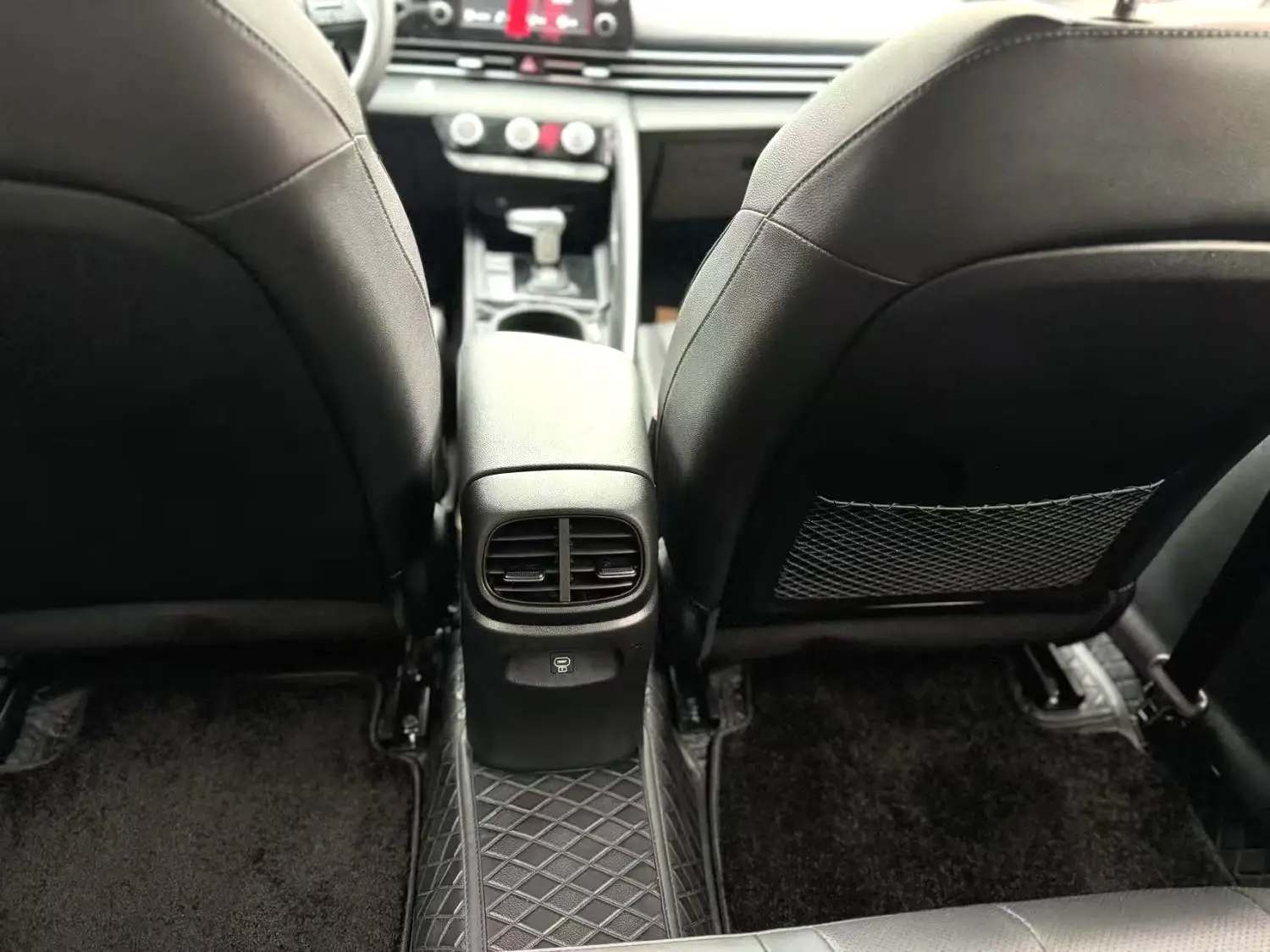 2024 Hyundai Elantra - Main View