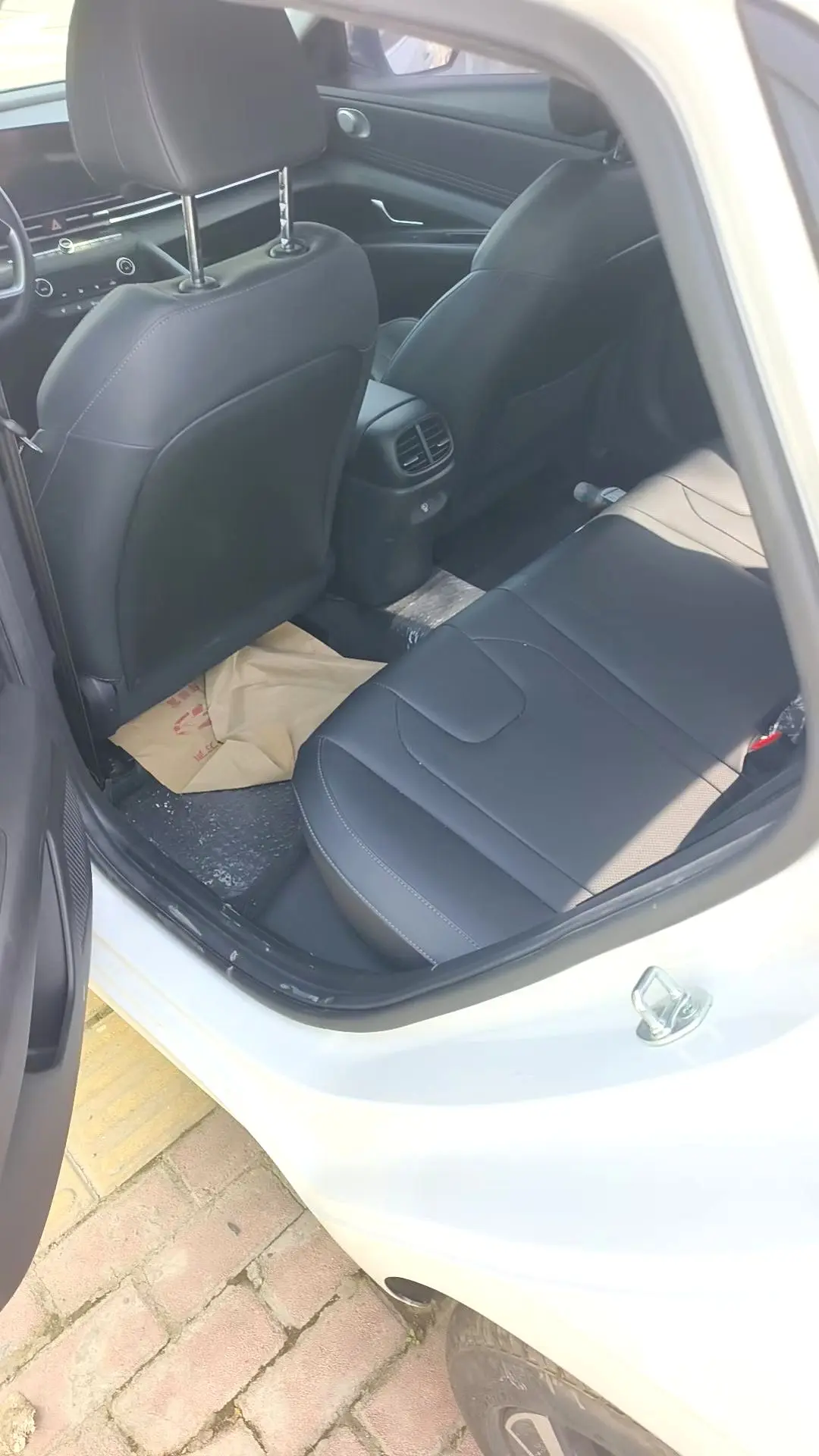 2024 Hyundai Elantra - Main View