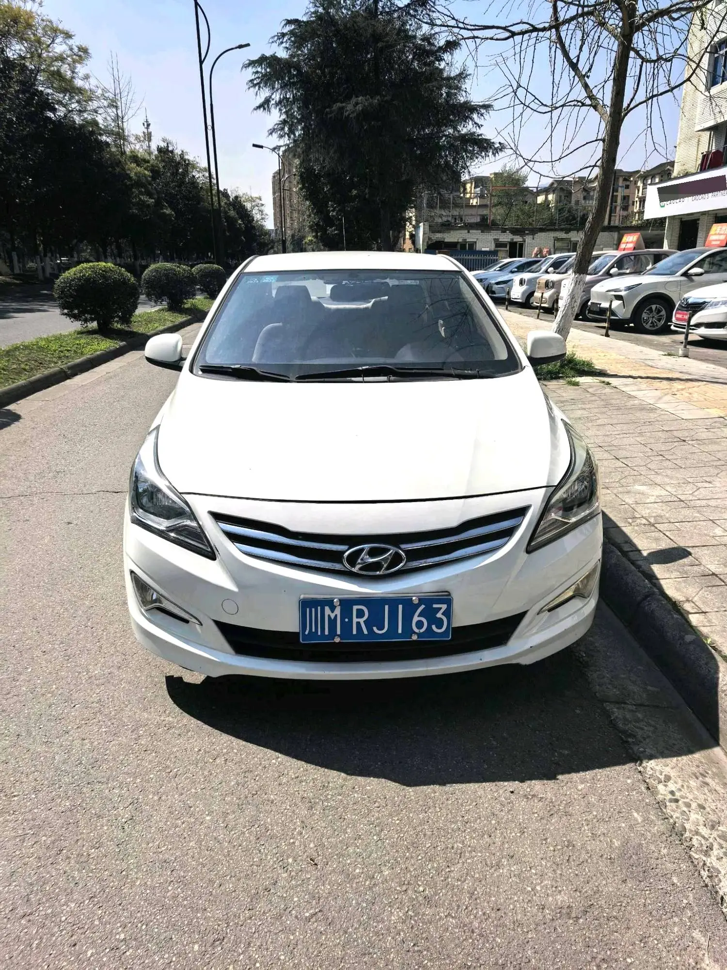 2016 Hyundai Accent - Main View
