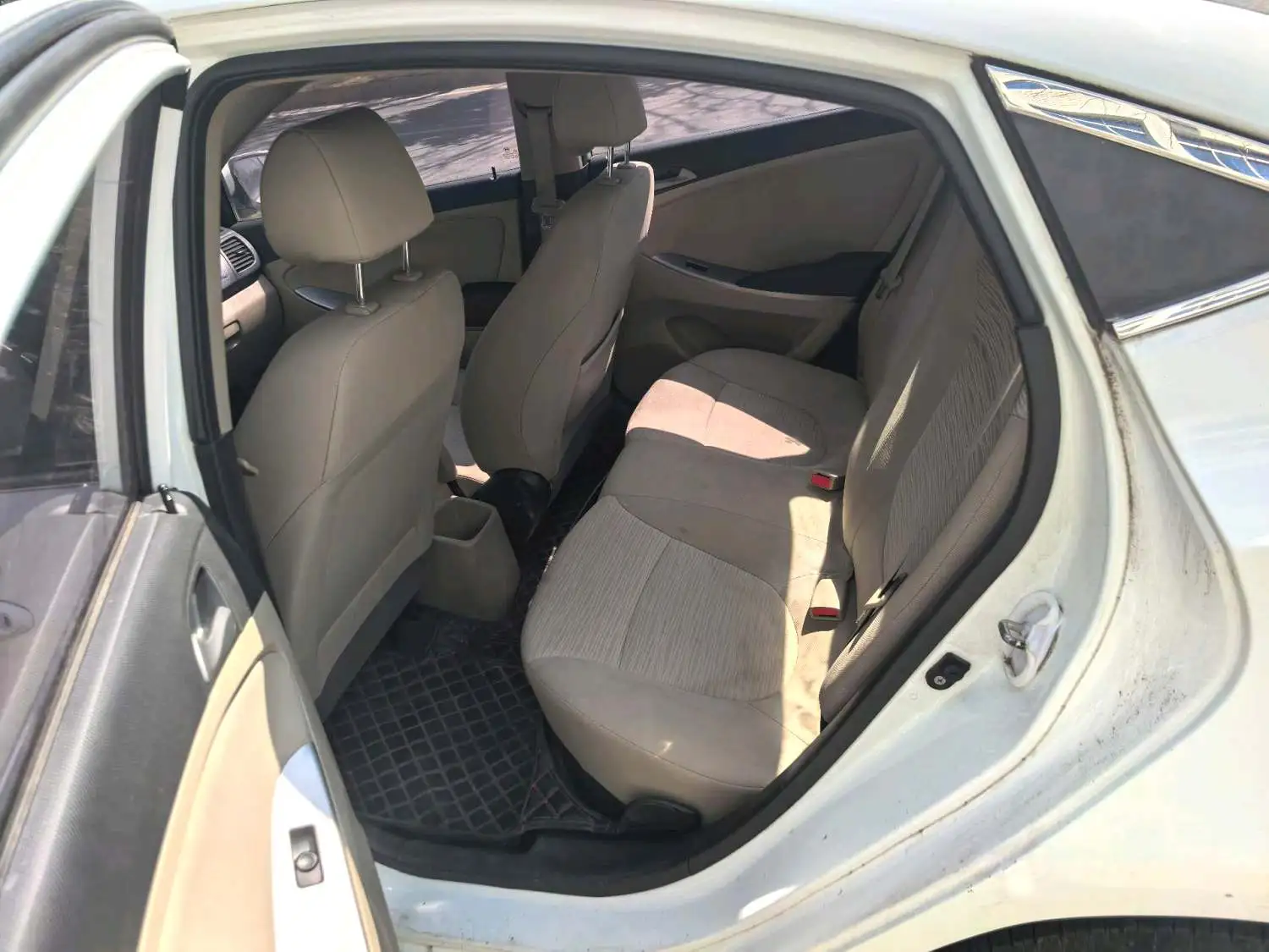 2016 Hyundai Accent - Main View