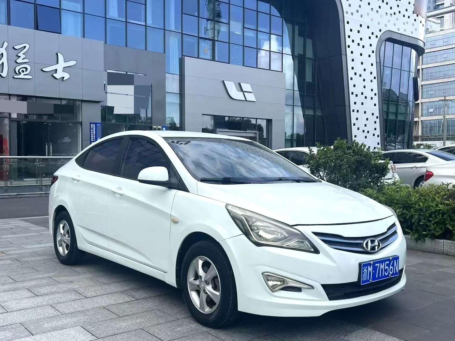 2015 Hyundai Accent - Main View